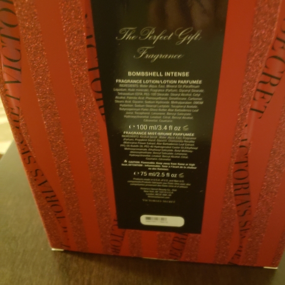 Victoria Secret Bombshell Intense - Picture 2 of 3